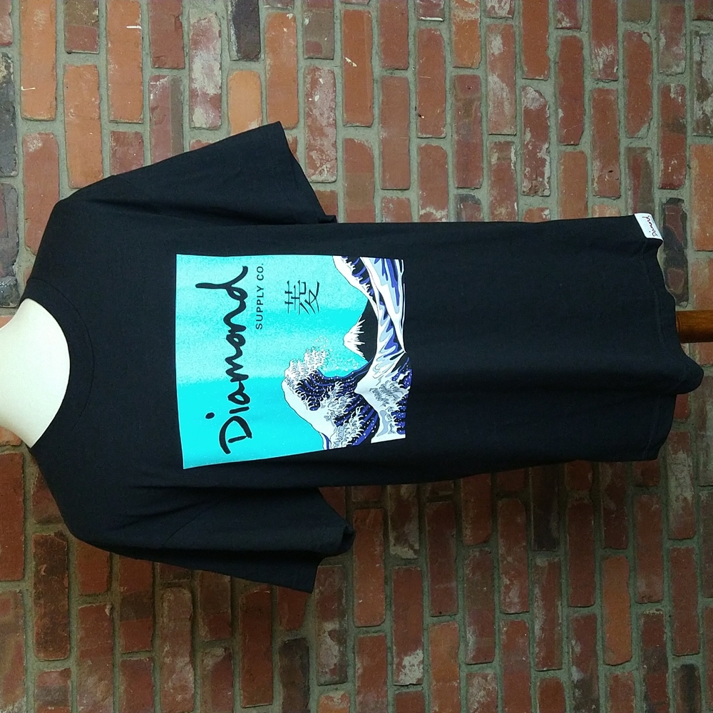Diamond Supply Co. Great Wave Tee Size Large